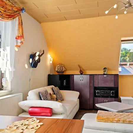 Apartment Charming Attic Retreat, Cleaning Included Pöhla