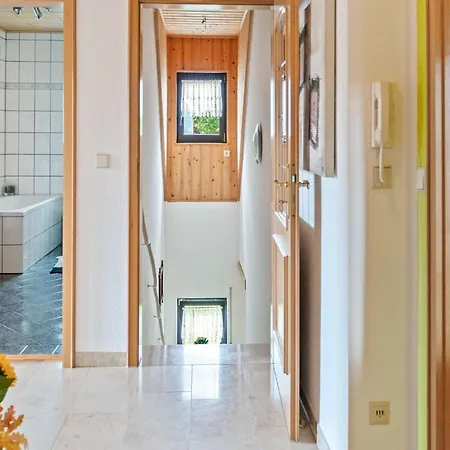 Apartment Charming Attic Retreat, Cleaning Included